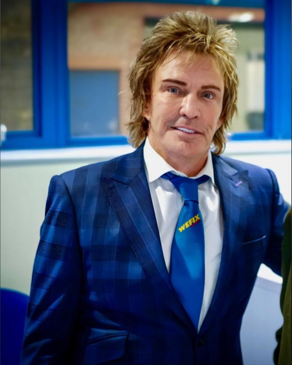 Very pleased to be invited onto the Al Arabiya Network's new English language TV station - These guys are the largest  broadcaster in the Middle East with 54 billion views across all major Social Media Platforms!

I'm recording the show tonight for broadcast tomorrow. Really