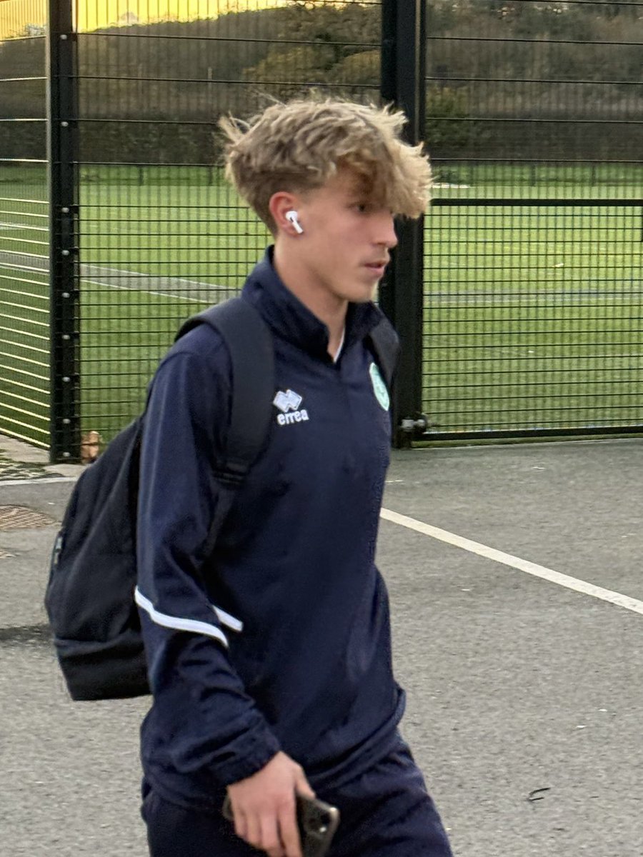 Our U16s have arrived at Bristol Rovers Academy for a fixture this evening! 👊

Go well, lads!

#YTFC 💚