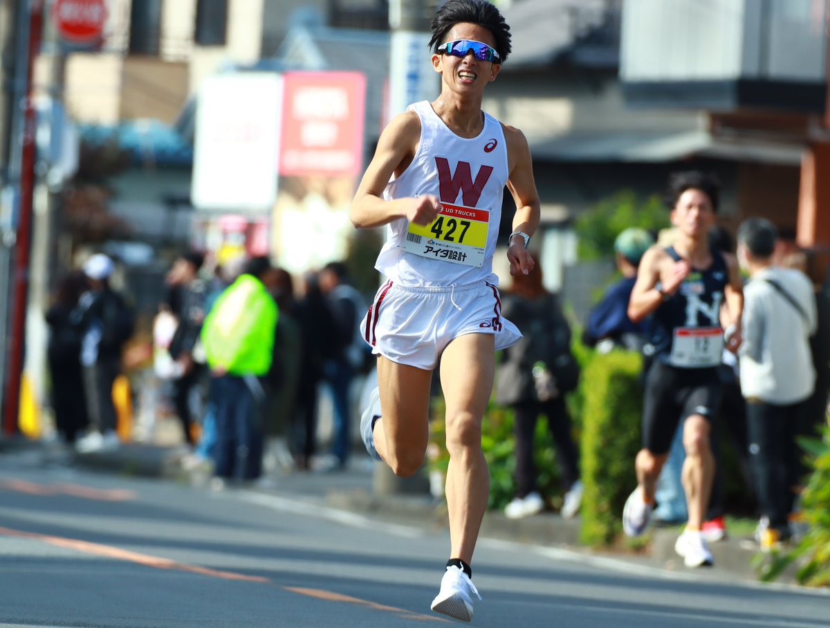 【#上尾ハーフ】2025/11/16
▶競技人生ラストに懸ける想い

13位 伊藤幸太郎 (早稲田大)1:02:12

春日部高校出身、一般入部4年。三大駅伝出走なし。夏明けロードで13:57、上尾チーム内トップと花田マジックにより才能が開花している。競技人生ラストに懸ける想いは誰よりも強い。