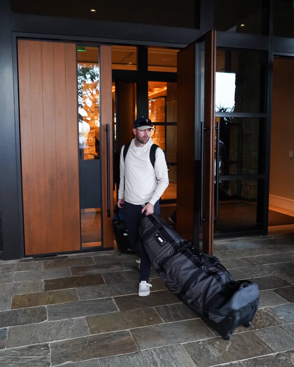 No Laying Up tweet media