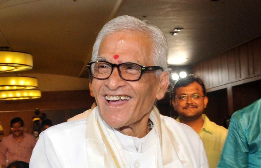 Vishal_aawaj's tweet image. अर्थशास्त्र का एक शिक्षक मात्र 38 वर्ष की आयु में बिहार का सीएम बना , नाम था पण्डित जगन्नाथ मिश्रा 🔥

बिहार के आखिरी ब्राह्मण सीएम रहे पं. जगन्नाथ मिश्रा तीन बार बिहार के मुख्यमंत्री चुने गए थे।

तीन बार मुख्यमंत्री, 2 बार राज्यसभा सांसद, 5 बार विधायक, 2 बार एमएलसी और कई बार…