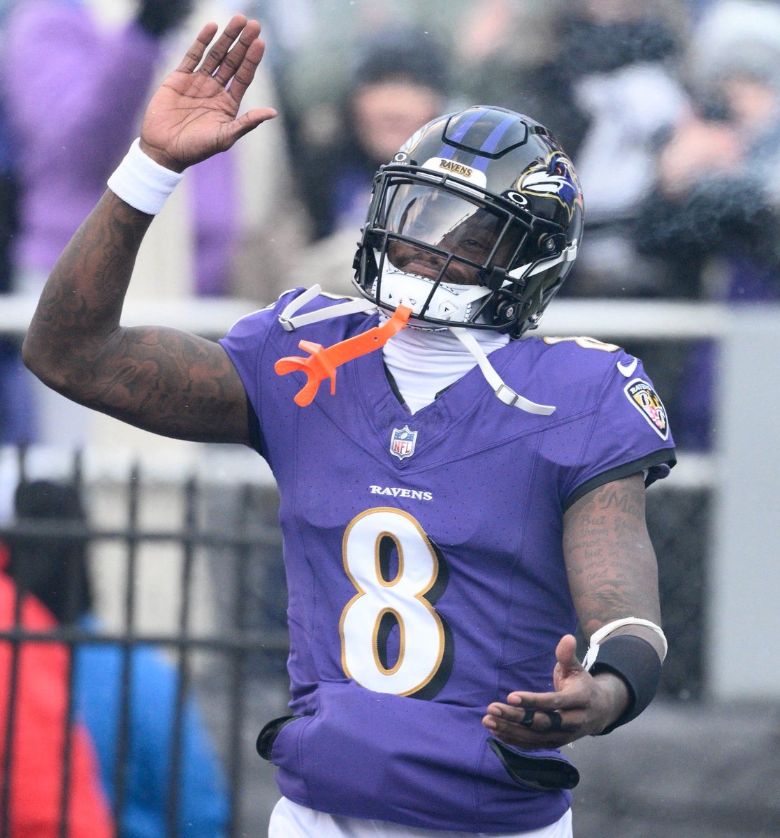 KalshiSports's tweet image. Favorites to win the Super Bowl on Kalshi:

15% — Eagles
13% — Rams
10% — Bills
8% — Ravens
8% — Lions
8% — Colts
8% — Seahawks
7% — Broncos
7% — Chiefs
6% — Patriots