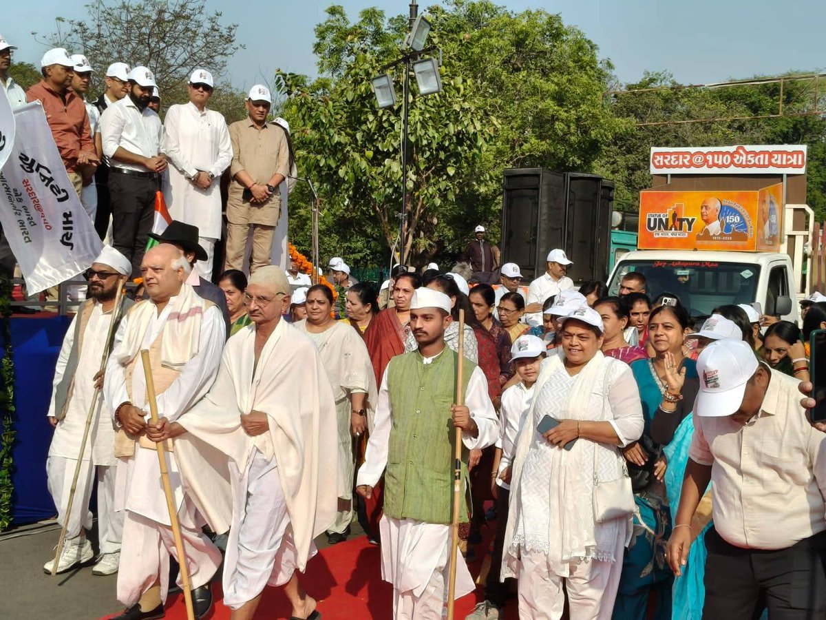Denis_Adesara's tweet image. લોખંડી પુરુષ સરદાર વલ્લભભાઈ પટેલની ૧૫૦ મી જયંતિ નિમિત્તે પદયાત્રા. 

#Sardar #Vallabhbhai #Patel #PadYatra #Rajkot #Bharat #Ekta #Unity #Honesty #Integrity