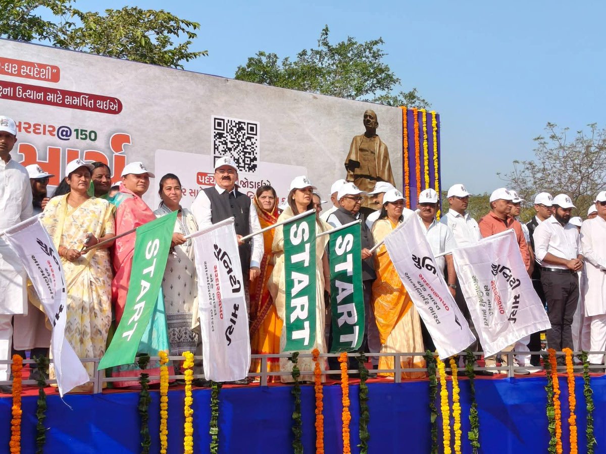 Denis_Adesara's tweet image. લોખંડી પુરુષ સરદાર વલ્લભભાઈ પટેલની ૧૫૦ મી જયંતિ નિમિત્તે પદયાત્રા. 

#Sardar #Vallabhbhai #Patel #PadYatra #Rajkot #Bharat #Ekta #Unity #Honesty #Integrity