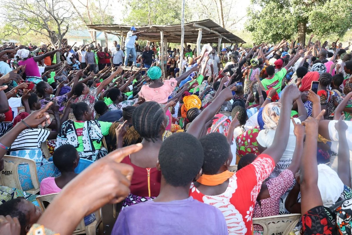 rigathi's tweet photo. Our United Opposition team in Adu Market, Adu ward led by the my brother H. E. @skmusyoka, Hon. @EugeneLWamalwa and Sen. @Cleophasmalala have heard the voice of the people.
Our candidate on @DCP_Democracy ticket carrying the United Opposition mantle Hon. Stanley Karisa Kenga resonates with the people and carries their aspirations ahead of the 27th November 2025 by-elections for Magarini Constituency.
Great appreciation to our team; Sen. @KamauMurango, Kirinyaga; Sen. Shakilla Abdalla, Nominated; Hon. @Hon_Njeri_Maina, Kirinyaga; and Hon. David Mathenge, Kirinyaga.