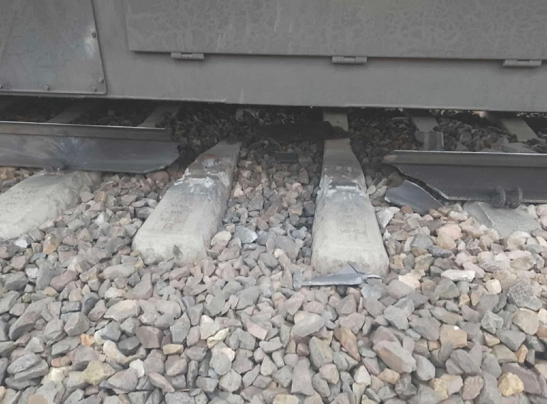Poland_Based's tweet image. 🇵🇱🇺🇦
It turns out that the railway tracks were cut by Ukrainians.

What was their goal?

As always, they are trying to drag Poles into a false flag war against Russia, and worst of all, the anti-Polish government in Poland is helping the Ukrainians in this.
