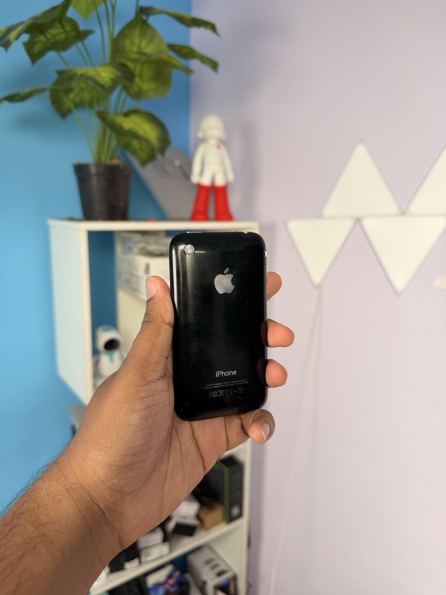 15 year old iPhone 3GS
Still working lag free unlike my last year’s Android. 🙂