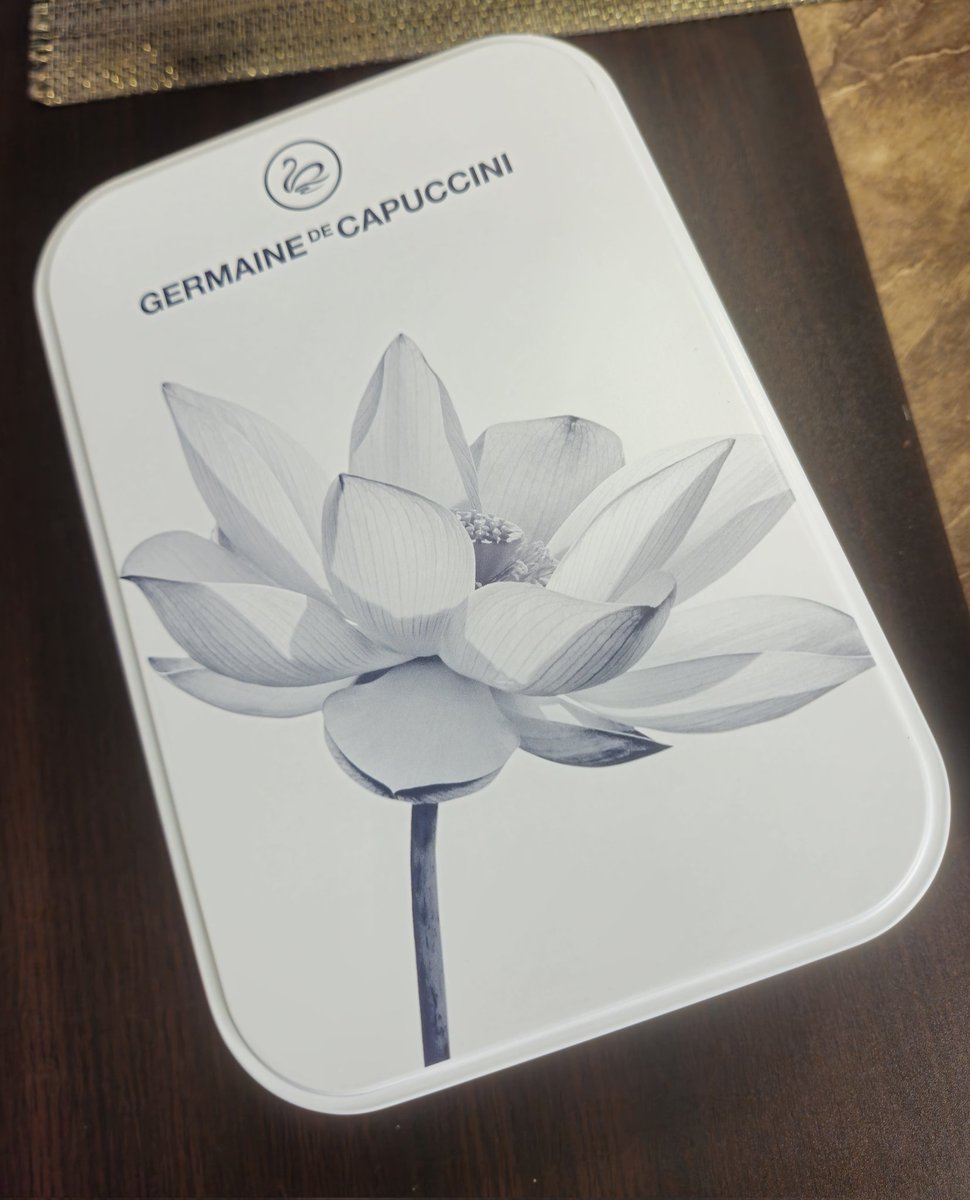 La Maquillista ®💄 tweet media