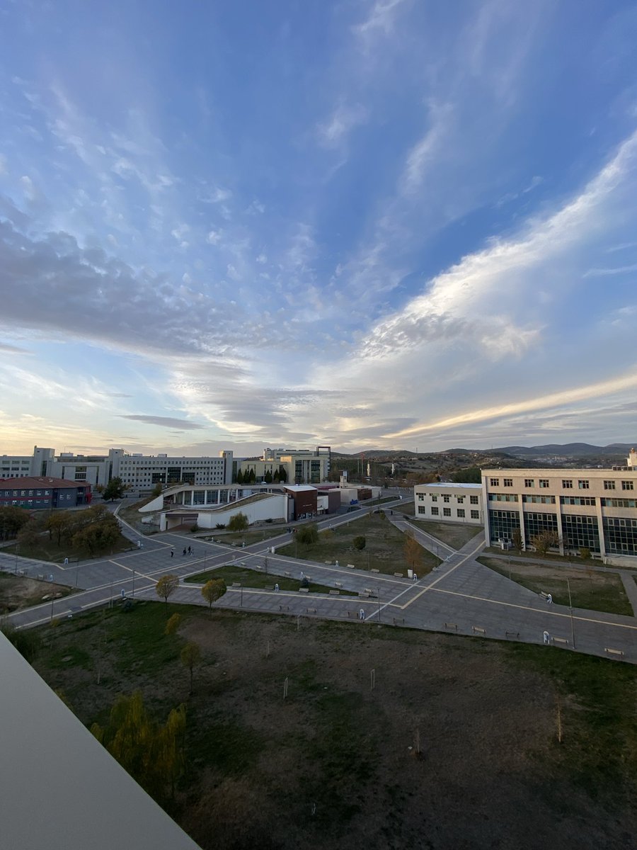 4 yıldır okuduğumuz üniversiteyi ilk defa kuş bakışı görmek nasip olduuu🤪🤪