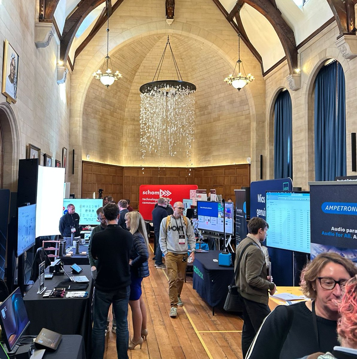GVAVLtd's tweet image. Today’s event was a great opportunity to revisit the space in action, reconnect with partners, and discuss the latest trends and technologies shaping modern learning environments 💫

#GVforAV #TechnologyShowcase @rhodes_trust