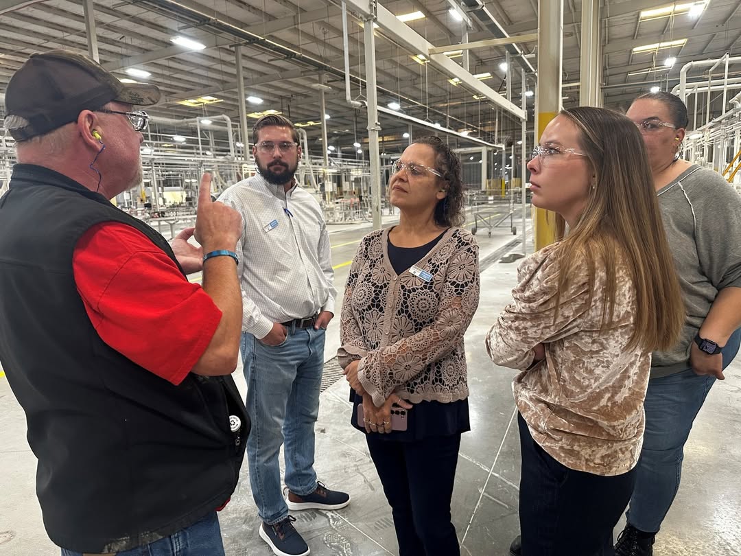 SDST_Power's tweet image. John Riesenberg, MD - Oklahoma, joined Leadership Muskogee Class 32’s final Economic Development Session, gaining fresh perspectives on the community &amp;amp; local industry.

Photos from Muskogee Chamber of Commerce

 #LeadershipMuskogee #CommunityEngagement #StardustPower