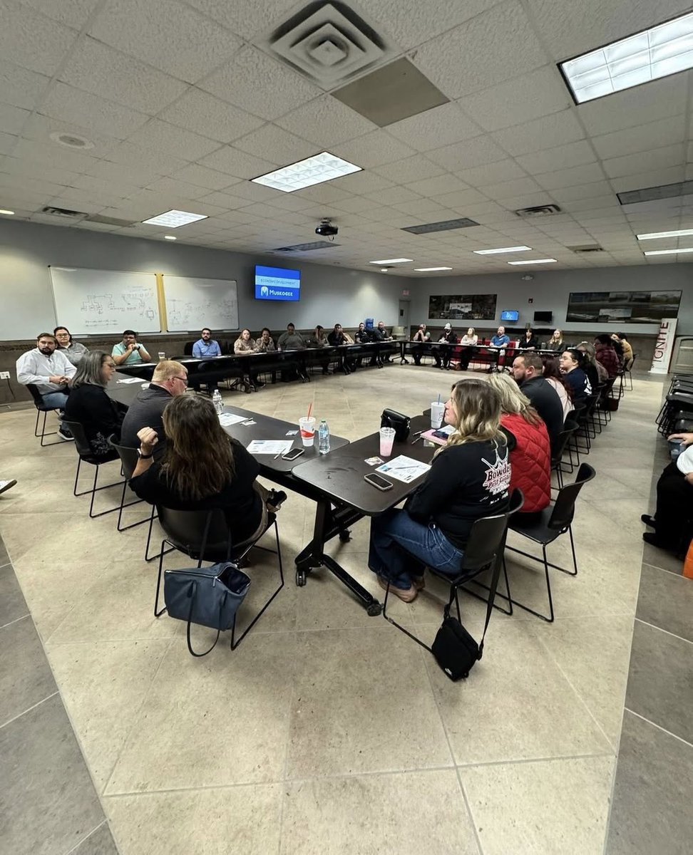 SDST_Power's tweet image. John Riesenberg, MD - Oklahoma, joined Leadership Muskogee Class 32’s final Economic Development Session, gaining fresh perspectives on the community &amp;amp; local industry.

Photos from Muskogee Chamber of Commerce

 #LeadershipMuskogee #CommunityEngagement #StardustPower