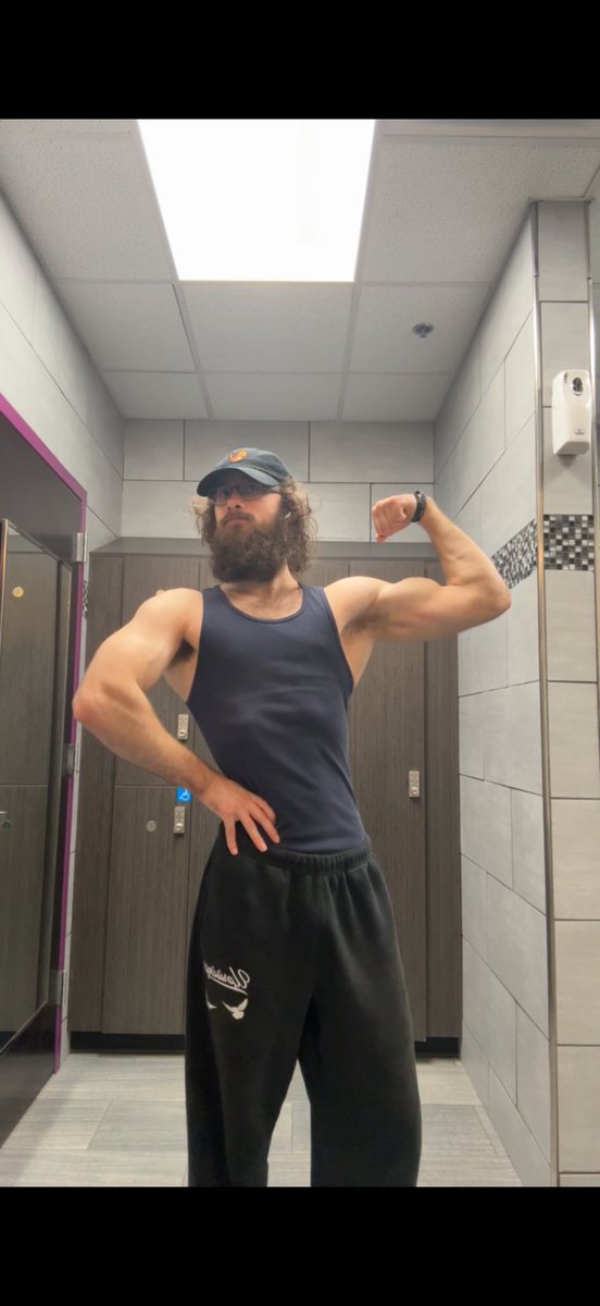 KrackrPackts's tweet image. Gym tune of the day!
I filed a claim with the We’re so Back Department and they approved it
Hope you all have a good day!