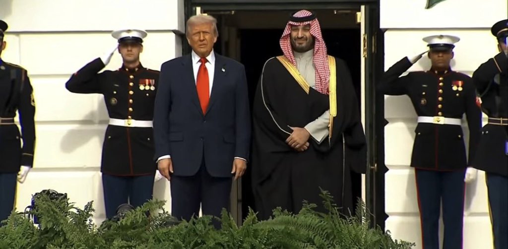 يابو سلمان شعبك بالوفاء دايم على يمناك 🤍🇸🇦