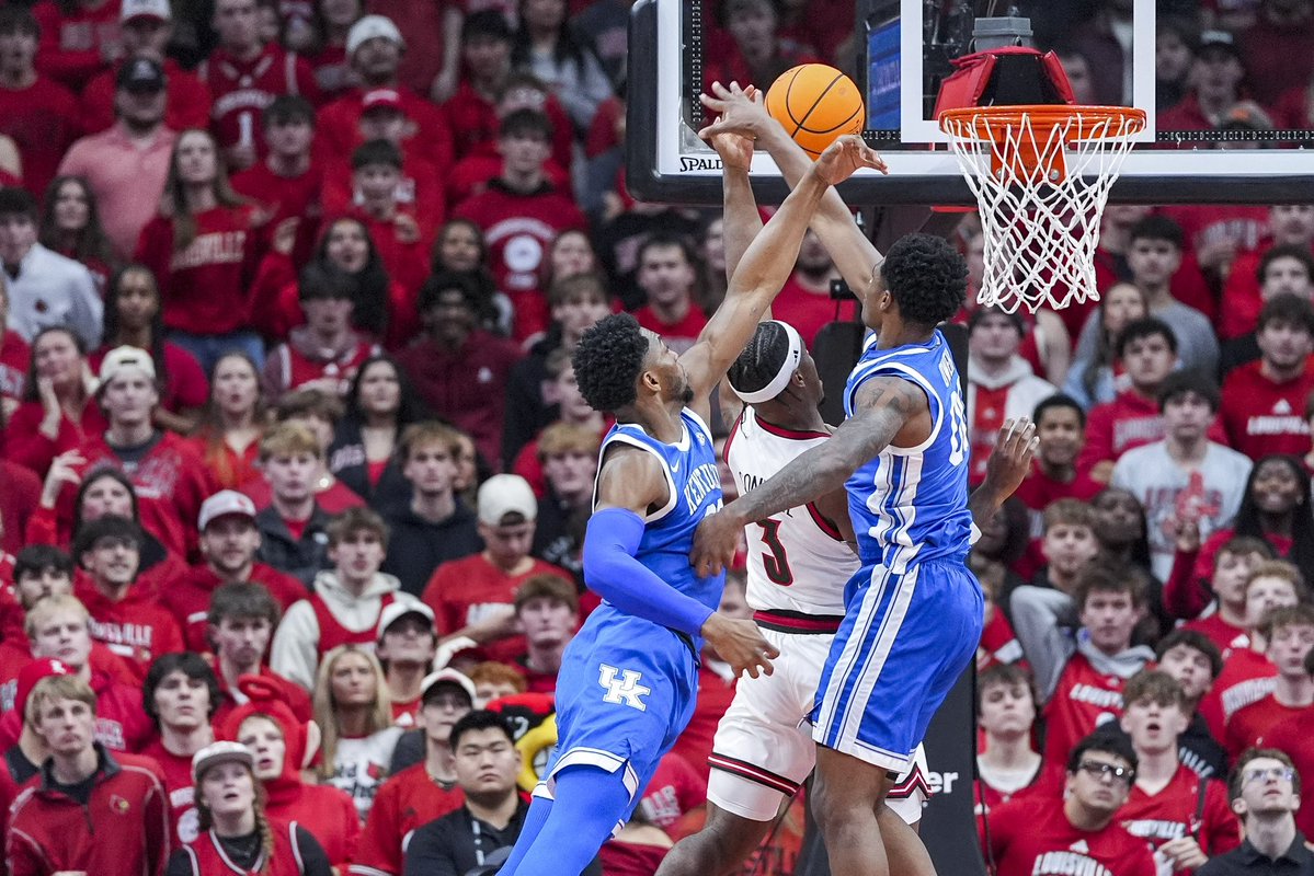 Two Wildcats are back home today for the State Farm Champions Classic! Welcome back to the city Mo Dioubate &amp; Otega Oweh! #KentuckyMBB