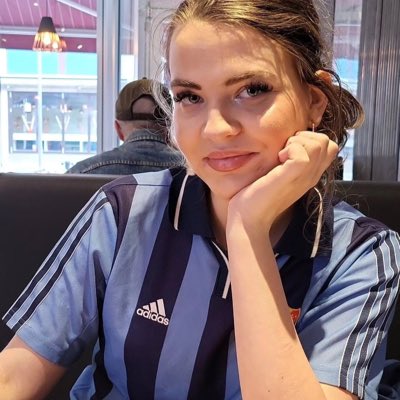 18emily91's tweet photo. #NewProfilePic https://t.co/91hERcRv6h