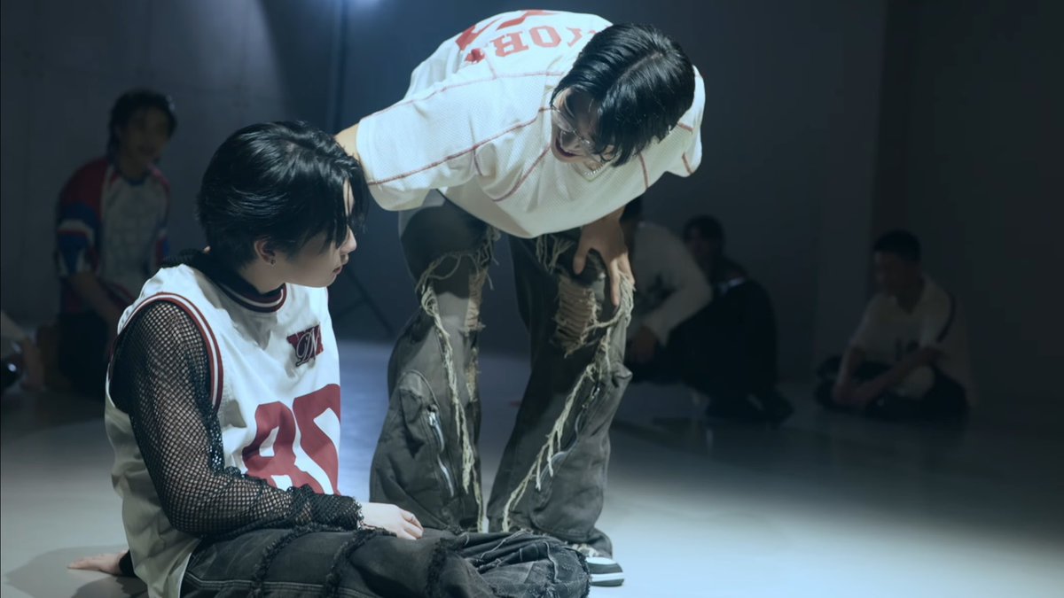 verishineoff's tweet image. ลูกหลานแห่งชาติคนต่อไป ต่อคิวรอแล้วค้าบ🫳🏻 ซีนน้องคาณตรงนี้อบอุ่นมากจี้ปุดเลย💗💗 เลี้ยงกันไปนาน ๆ เลยน้าพวกก้อน

#ethankahn @ethankahn_v 
#onetraineeNextchapterLoading
#onetrainee