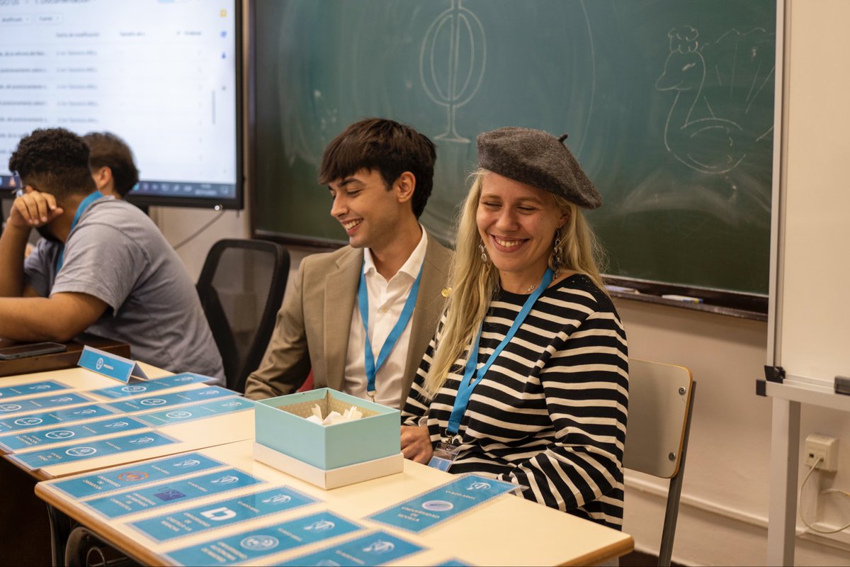 valerius tweet media