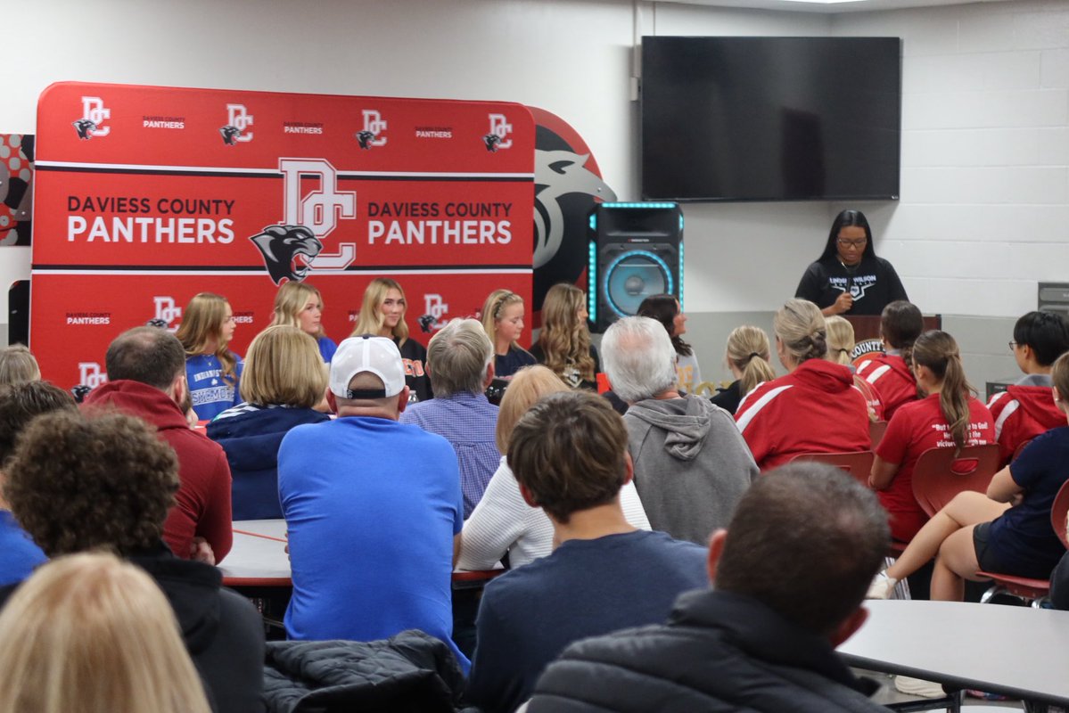Official ✅
Thank you to everyone who came out to support!! Can’t wait to become a Blue Raider 💙🤍 <a href="/LWUsoftball/">LWU Softball</a> <a href="/bellesharber/">Annabelle Ramirez Sharber</a> <a href="/callumpilgrim_/">Callum Pilgrim</a> <a href="/CoachBiggs24/">John Biggs</a>