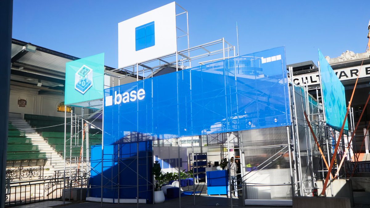 Base Batches teams are taking over our booth at <a href="/EFDevcon/">Ethereum Devcon</a> all week long. Meet the teams and see what they're building. Today's schedule:

2pm: <a href="/charms_gg/">Charms</a>
2:30pm: <a href="/farmfrenslol/">Farm Frens・ファームフレンズ</a> by Amihan Entertainment
3pm: Rise of Farms by <a href="/builders_garden/">builders.garden</a>
3:30pm: <a href="/callmesens3i/">Call Me Sensei</a>
4pm: