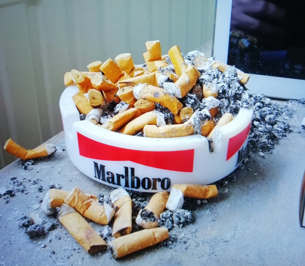 loveaidspnp's tweet image. #Lovesmoking