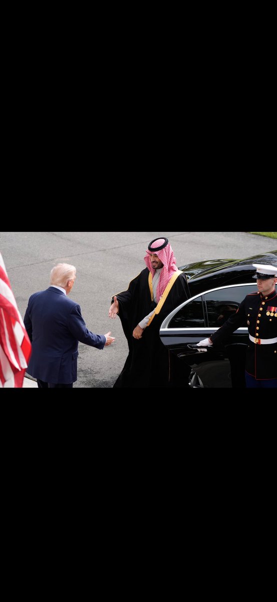 9ii5n's tweet photo. هيبة محمد جات من جده وابوه 
المجد والهيبة ماتخلق من عدم 
..
هذا زعيم الشرق الاوسط كلبوه
موقف امريكا على ساق وقدم .

#محمد_بن_سلمان_في_واشنطن https://t.co/OtMbpeGWNt