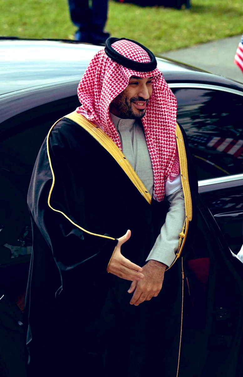 انت ياوجه السعد مايخيب الظن فيك 
ياشبيه   معزّي  اليوم   مامثلك   شبيه 
🇸🇦🇸🇦

 #محمد_بن_سلمان_في_واشنطن