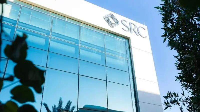 ✨🇸🇦
اتفاقية ضخمة بين الشركة السعودية لإعادة التمويل العقاري و مصرف الراجحي بقيمة 10 مليارات ريال ضمن #سيتي_سكيب_العالمي_2025 خطوة جديدة لتعزيز سيولة السوق ورفع تملك الأسر السعودية للمساكن ودعم تطوير السوق الثانوية للتمويل العقاري
#رؤية_السعودية_2030 🏘️💼