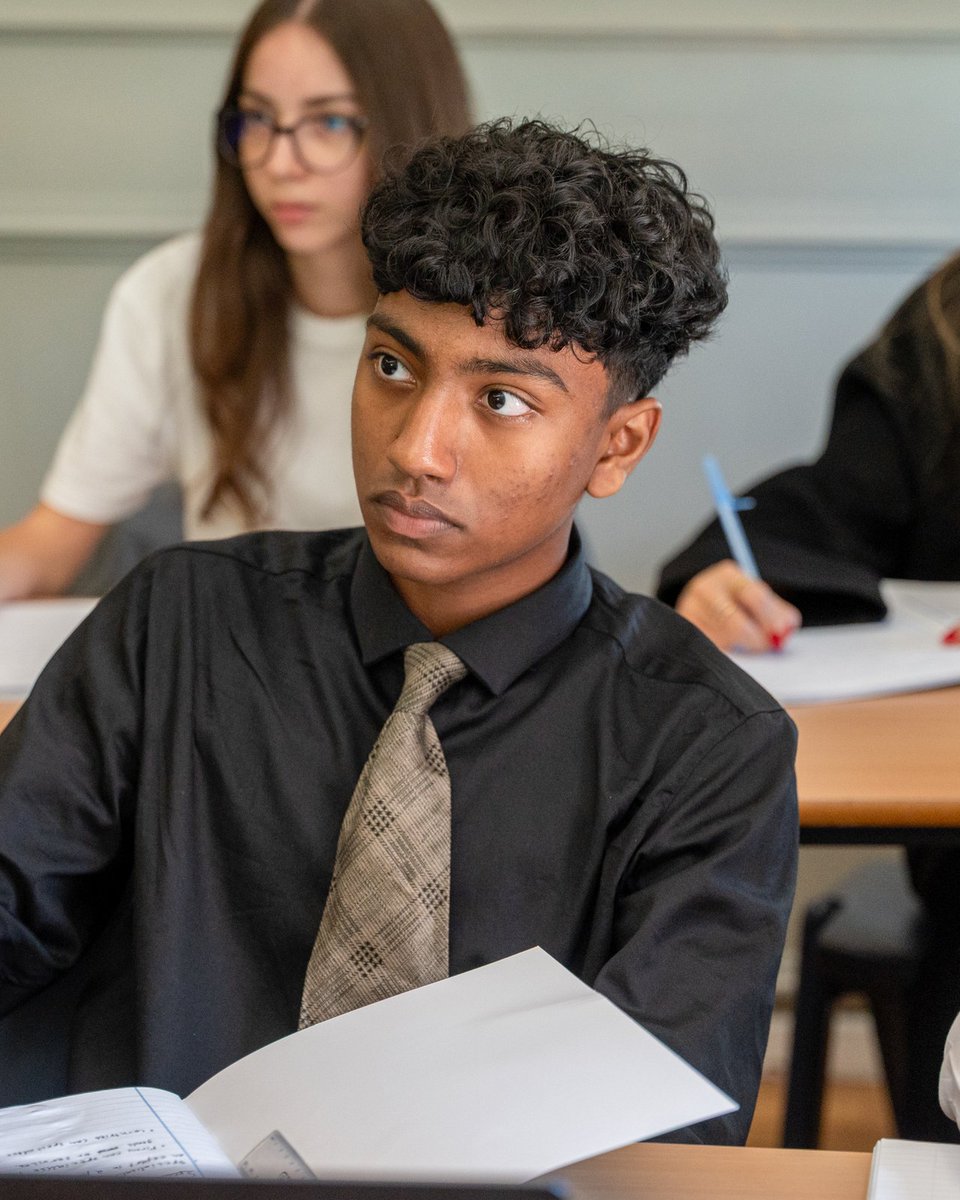 💼 Business lessons at Secondary pave the way for future success. Our students explore real-world concepts, building analytical and critical thinking skills that prepare them for the challenges of A-Levels. 📊

#BSB #WeAreBSB #BritishCurriculum