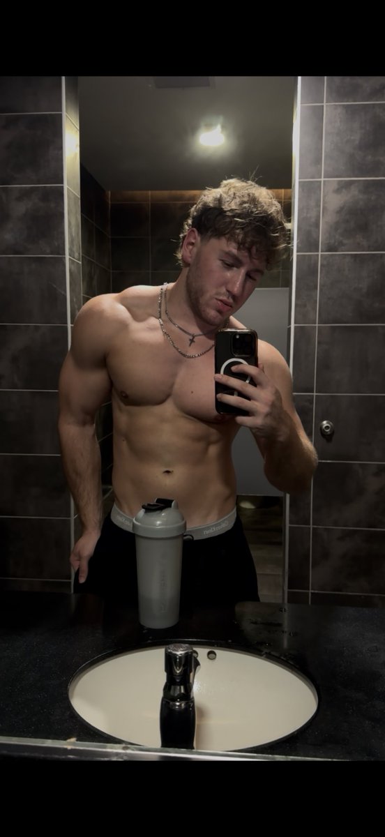 Alpha_Adam01's tweet image. just a reminder of who’s boss