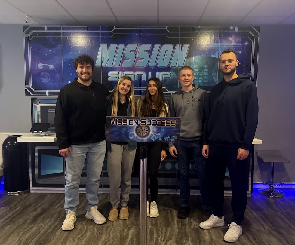 Our interns taking on challenges outside the job; and crushing them. 🔐

Leadership, teamwork, and problem-solving in action.
👉 Apply now: collegeworks.com/internship/app…

#MyCollegeWorksExperience #InternshipGoals #LeadershipJourney