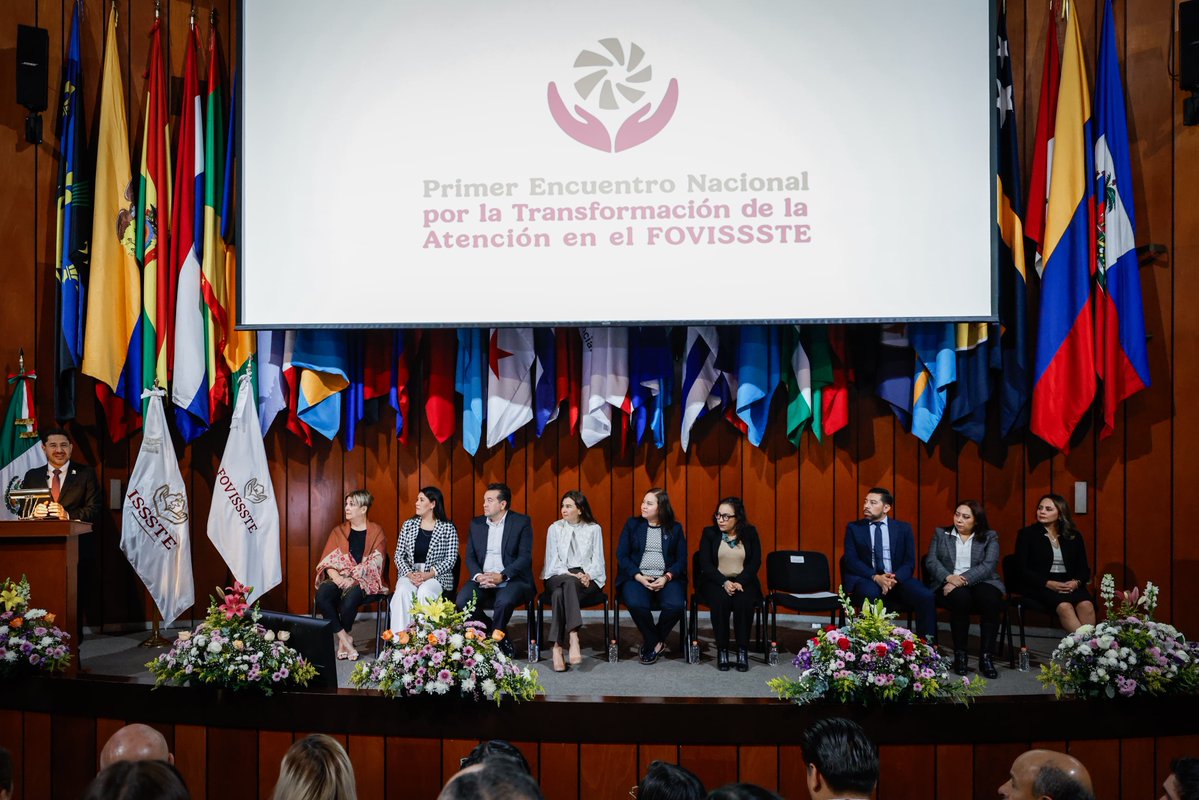 martibatres's tweet image. El día de hoy se lleva a cabo el Primer Encuentro Nacional por la Transformación de la Atención del @FOVISSSTEmx, esfuerzo que tiene como objetivo sistematizar ideas y tareas para hacer una institución más humana y social, que sirva con eficacia al noble fin de que l@s…