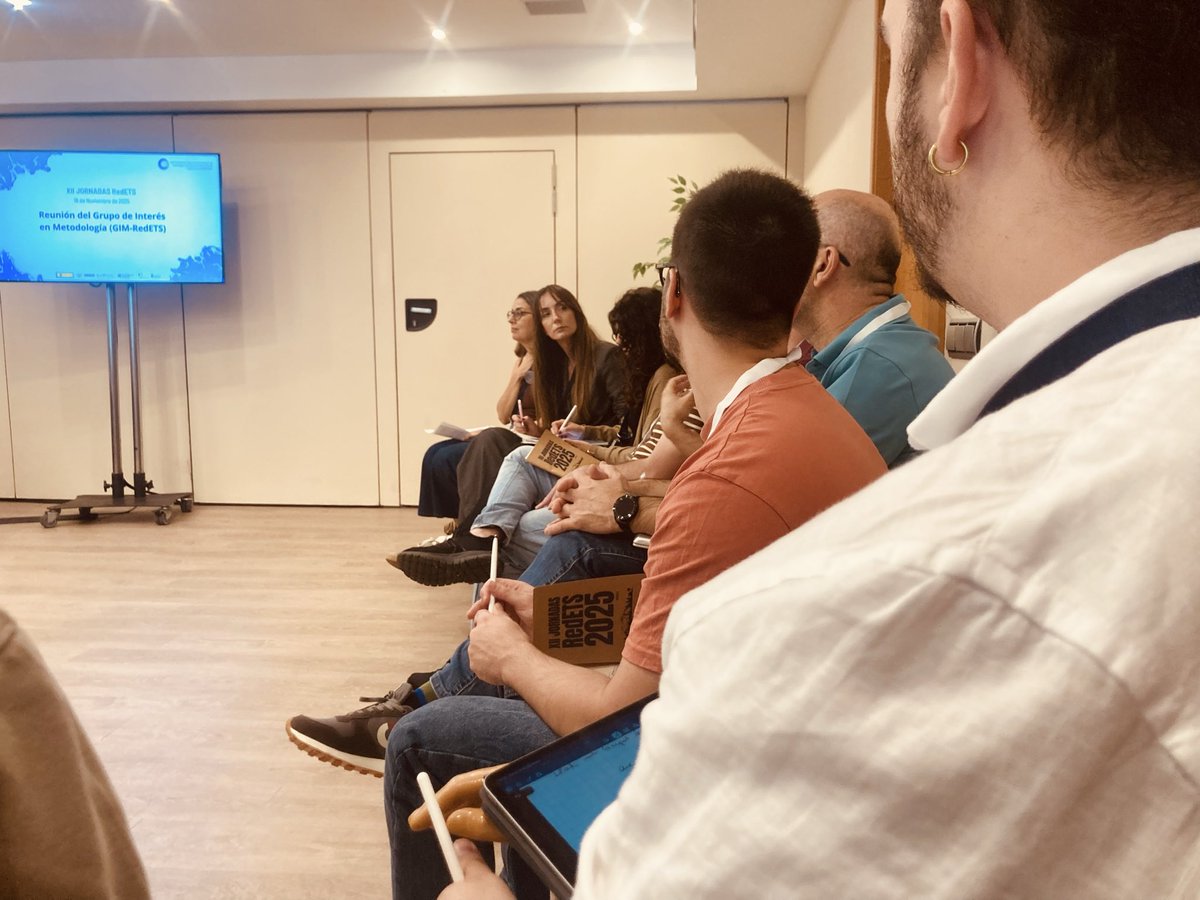 _SESCS_'s tweet photo. Reunión del Grupo de Interés de Metodología en las XII Jornadas #RedETS2025
#SESCS @SanidadGobCan @sanidadgob https://t.co/o7XyYsccyY