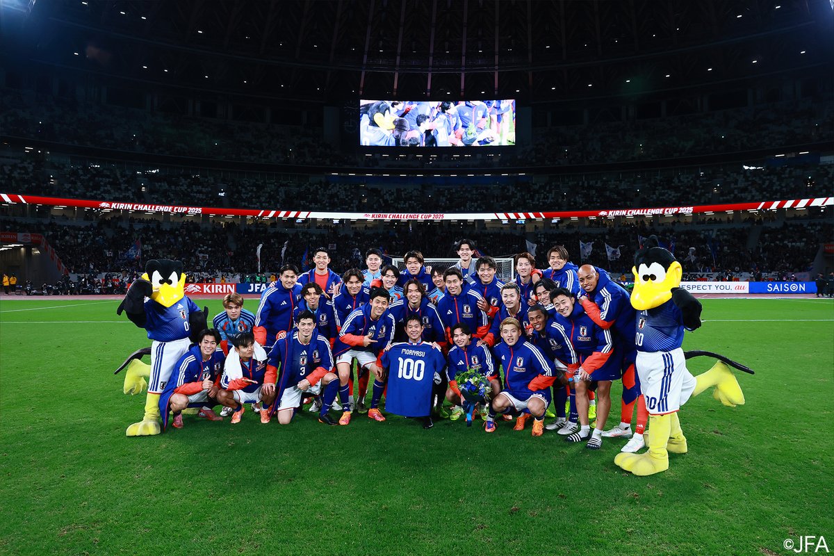 SoccerKingJP's tweet photo. 🇯🇵⚽️結果まとめ👔💐
森保一監督、日本代表通算100試合指揮の偉業達成！“森保ジャパン”69勝14分け17敗の軌跡を辿る
https://t.co/G4wuoJvV42

【1 ○】🇯🇵3-0🇨🇷
【2 ○】🇯🇵3-0🇵🇦
【3 ○】🇯🇵4-3🇺🇾
【4 △】🇯🇵1-1🇻🇪
【5 ○】🇯🇵4-0🇰🇬
【6 ○】🇯🇵3-2🇹🇲
【7 ○】🇯🇵1-0🇴🇲
【8 ○】🇯🇵2-1🇺🇿
【9 ○】🇯🇵1-0🇸🇦
【10 ○】🇯🇵1-0🇻🇳
【11 ○】🇯🇵3-0🇮🇷
【12 ●】🇯🇵1-3🇶🇦
【13 ●】🇯🇵0-1🇨🇴
【14 ○】🇯🇵1-0🇧🇴
【15 △】🇯🇵0-0🇹🇹
【16 ○】🇯🇵2-0🇸🇻
【17 ●】🇯🇵0-4🇨🇱
【18 △】🇯🇵2-2🇺🇾
【19 △】🇯🇵1-1🇪🇨
【20 ○】🇯🇵2-0🇵🇾
【21 ○】🇯🇵2-0🇲🇲
【22 ○】🇯🇵6-0🇲🇳
【23 ○】🇯🇵3-0🇹🇯
【24 ○】🇯🇵2-0🇰🇬
【25 ●】🇯🇵1-4🇻🇪
【26 ○】🇯🇵2-1🇨🇳
【27 ○】🇯🇵5-0🇭🇰
【28 ●】🇯🇵0-1🇰🇷
【29 △】🇯🇵0-0🇨🇲
【30 ○】🇯🇵1-0🇨🇮
【31 ○】🇯🇵1-0🇵🇦
【32 ●】🇯🇵0-2🇲🇽
【33 ○】🇯🇵3-0🇰🇷
【34 ○】🇯🇵14-0🇲🇳
【35 ○】🇯🇵10-0🇲🇲
【36 ○】🇯🇵4-1🇹🇯
【37 ○】🇯🇵1-0🇷🇸
【38 ○】🇯🇵5-1🇰🇬
【39 ●】🇯🇵0-1🇴🇲
【40 ○】🇯🇵1-0🇨🇳
【41 ●】🇯🇵0-1🇸🇦
【42 ○】🇯🇵2-1🇦🇺
【43 ○】🇯🇵1-0🇻🇳
【44 ○】🇯🇵1-0🇴🇲
【45 ○】🇯🇵2-0🇨🇳
【46 ○】🇯🇵2-0🇸🇦
【47 ○】🇯🇵2-0🇦🇺
【48 △】🇯🇵1-1🇻🇳
【49 ○】🇯🇵4-1🇵🇾
【50 ●】🇯🇵0-1🇧🇷
【51 ○】🇯🇵4-1🇬🇭
【52 ●】🇯🇵0-3🇹🇳
【53 ○】🇯🇵6-0🇭🇰
【54 △】🇯🇵0-0🇨🇳
【55 ○】🇯🇵3-0🇰🇷
【56 ○】🇯🇵2-0🇺🇸
【57 △】🇯🇵0-0🇪🇨
【58 ●】🇯🇵1-2🇨🇦
【59 ○】🇯🇵2-1🇩🇪
【60 ●】🇯🇵0-1🇨🇷
【61 ○】🇯🇵2-1🇪🇸
【62 ●】🇯🇵1-1(PK1-3)🇭🇷
【63 △】🇯🇵1-1🇺🇾
【64 ●】🇯🇵1-2🇨🇴
【65 ○】🇯🇵6-0🇸🇻
【66 ○】🇯🇵4-1🇵🇪
【67 ○】🇯🇵4-1🇩🇪
【68 ○】🇯🇵4-2🇹🇷
【69 ○】🇯🇵4-1🇨🇦
【70 ○】🇯🇵2-0🇹🇳
【71 ○】🇯🇵5-0🇲🇲
【72 ○】🇯🇵5-0🇸🇾
【73 ○】🇯🇵5-0🇹🇭
【74 ○】🇯🇵4-2🇻🇳
【75 ●】🇯🇵1-2🇮🇶
【76 ○】🇯🇵3-1🇮🇩
【77 ○】🇯🇵3-1🇧🇭
【78 ●】🇯🇵1-2🇮🇷
【79 ○】🇯🇵1-0🇰🇵
【80 ○】🇯🇵5-0🇲🇲
【81 ○】🇯🇵5-0🇸🇾
【82 ○】🇯🇵7-0🇨🇳
【83 ○】🇯🇵5-0🇧🇭
【84 ○】🇯🇵2-0🇸🇦
【85 △】🇯🇵1-1🇦🇺
【86 ○】🇯🇵4-0🇮🇩
【87 ○】🇯🇵3-1🇨🇳
【88 ○】🇯🇵2-0🇧🇭
【89 △】🇯🇵0-0🇸🇦
【90 ●】🇯🇵0-1🇦🇺
【91 ○】🇯🇵6-0🇮🇩
【92 ○】🇯🇵6-1🇭🇰
【93 ○】🇯🇵2-0🇨🇳
【94 ○】🇯🇵1-0🇰🇷
【95 △】🇯🇵0-0🇲🇽
【96 ●】🇯🇵0-2🇺🇸
【97 △】🇯🇵2-2🇵🇾
【98 ○】🇯🇵3-2🇧🇷
【99 ○】🇯🇵2-0🇬🇭
【100 ○】🇯🇵3-0🇧🇴