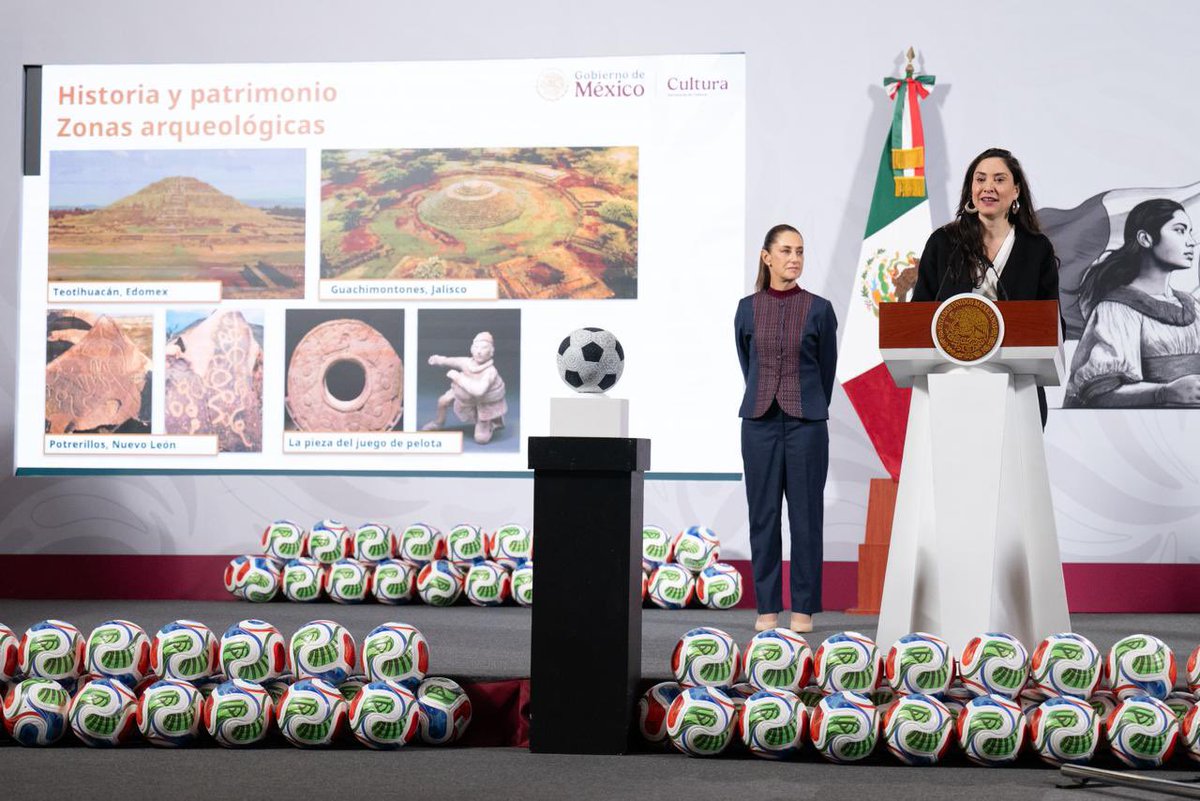 ccurieldeicaza's tweet image. México está listo para el Mundial 2026. Bajo el liderazgo de la presidenta @Claudiashein, avanzamos con coordinación para recibir este acontecimiento histórico y abrir nuestras puertas al mundo. 
Desde la Secretaría de @cultura_mx compartiremos nuestra grandeza cultural a través…