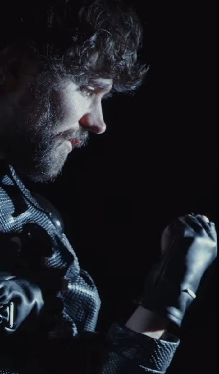 RevenantAnarchy's tweet image. Ain&apos;t nobody got shots like Madeon