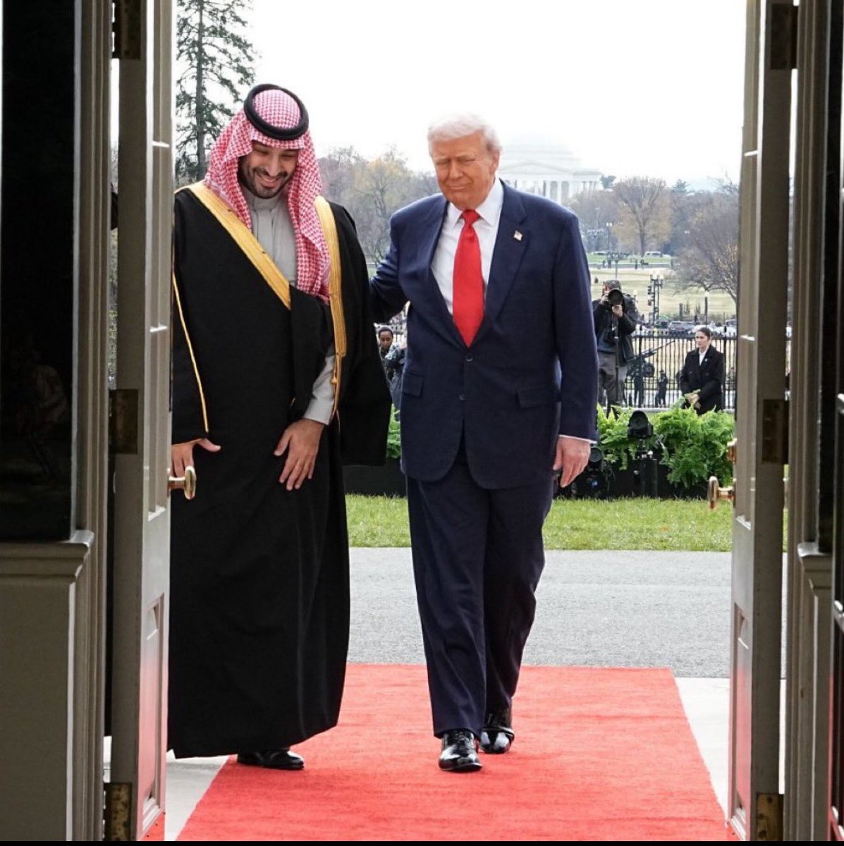 BM_MUT's tweet photo. الله يحفظك ويرعاك 🇸🇦💚
#زعيم_الشرق_الأوسط https://t.co/Gcdh0VKYY0