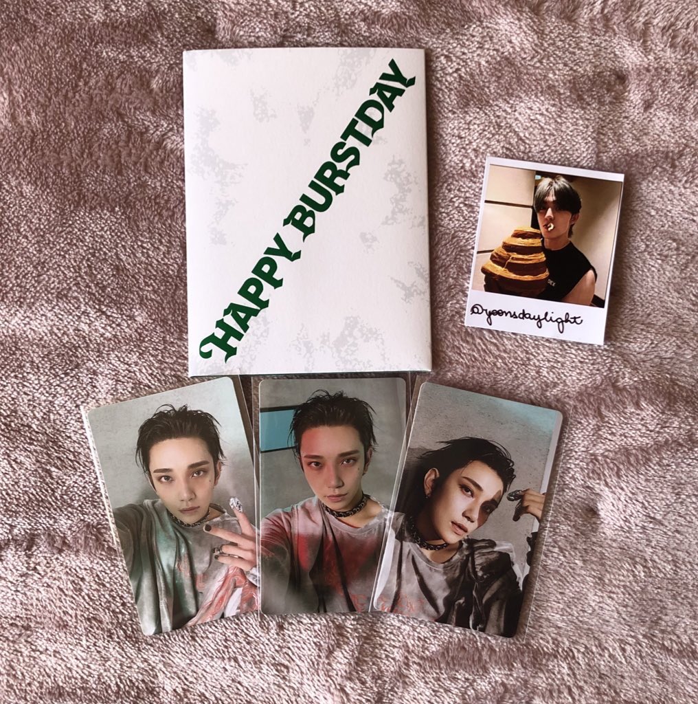 Venda/ Vendo ✨

Joshua HB - Weverse 
R$70 + frete por sf (sou do RS)
Pagamento até amanhã, envio na próxima semana 

- O QR code do álbum não foi utilizado. 
- ⁠Feedbacks no ig: Yoonsdaylight