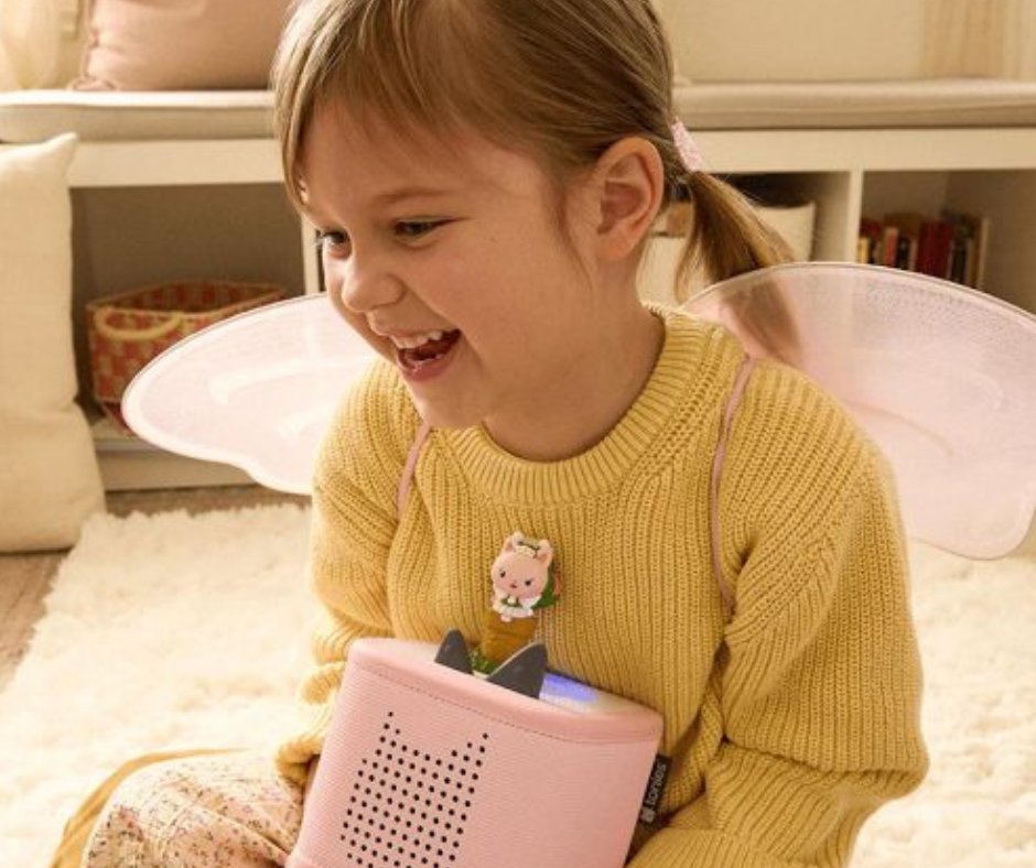 🎁 Psst… 2025’s most wanted toy revealed
After selling a casual 125 million Tonies worldwide, the cult-favourite kids’ <a href="/tonies_UK/">tonies UK</a> gadget is back with a brand-new upgrade — and it’s slicker, smarter and made for 2025’s mini tech fans. muddystilettos.co.uk/xmas/toniebox-…