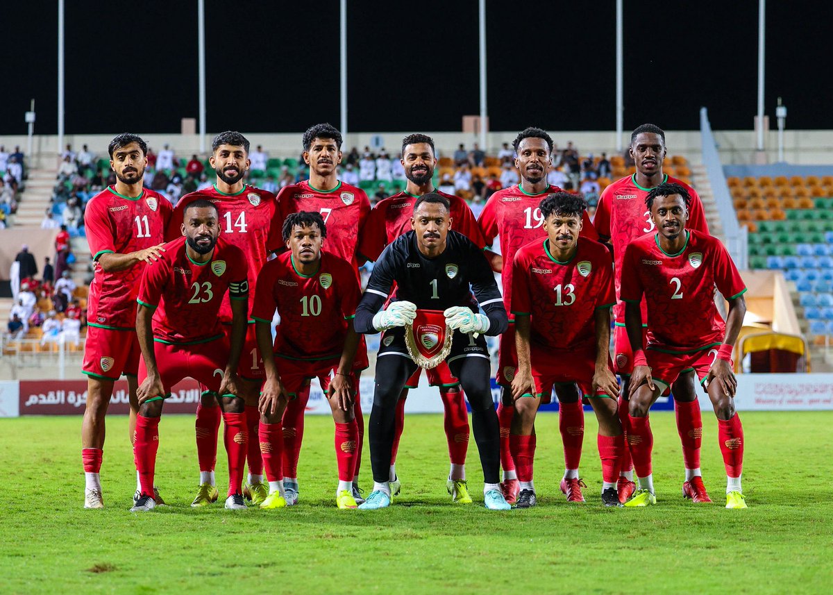 🔴 سؤال بسيط للي كانوا ينتقدون رشيد جابر…

الحين راضين عن الشكل والأسلوب والمستوى اللي يقدمه كيروش❗️

ولا انخدعتوا بمقابلته… وفي الملعب يقدم مستوى أي مدرب متدرّب ممكن يطلع أفضل منه…!