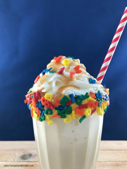 FamTable's tweet image. Affogato is an Italian coffee-based dessert. It&apos;s usually made with gelato but I&apos;ve used vanilla ice cream. Espresso is usually the main ingredient but coffee is often substituted. #affogato #milkshake
familyaroundthetable.com/affogato-caram…