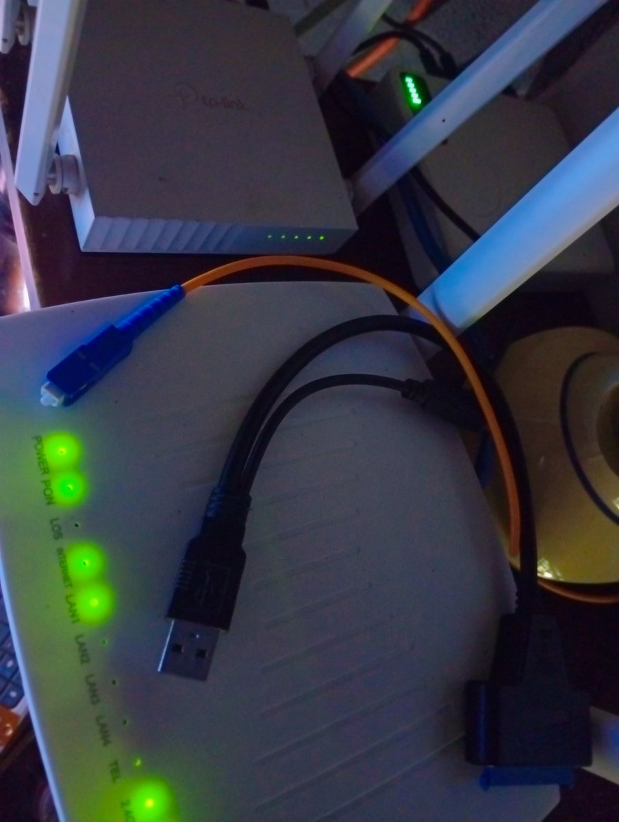 Hack32_'s tweet image. In a prolonged audit or controlled exploitation scenario, connectivity is just as critical as credentials or exploits. Having one or two alternative connection options is a good thing.👾💻 🔍