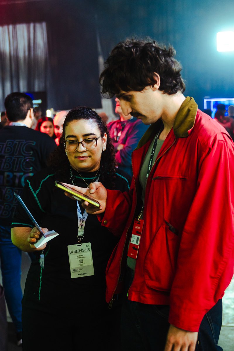 CoinExSpanish's tweet image. ¡Buenas tardes! 😍

La #LABITCONF ya terminó, pero seguimos recordando los mejores momentos. Hoy compartimos más fotos de lo que vivimos allí. ¡Qué experiencia increíble! 🚀

#CoinEx #Cripto