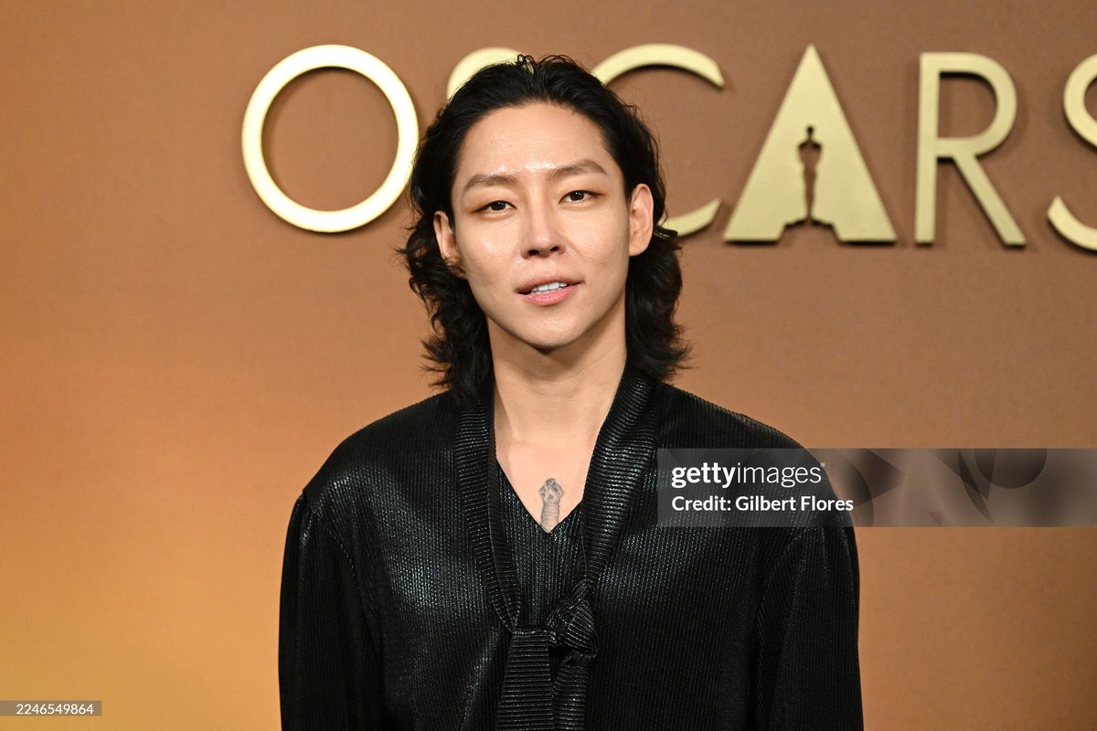 tatamicasa's tweet image. 2025.11.16 Kim Woosung of The Rose attends The 16th Governors Awards (Oscars’ Honorary Event) at Ray Dolby Ballroom in Los Angeles, CA 😻