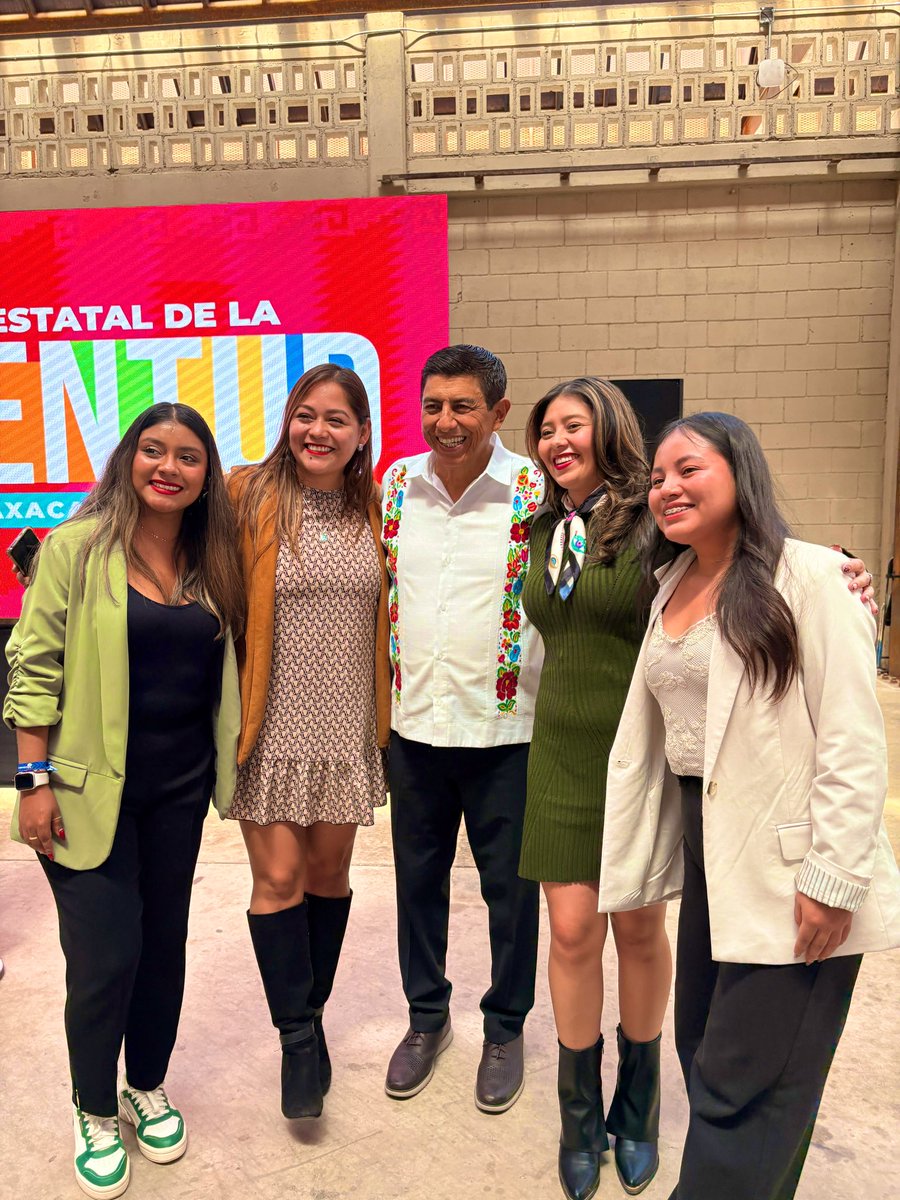 El equipo de Paz de la SEGO que encabeza <a href="/jesusromerooax/">Jesús Romero (El Mero Mero)</a> con el Number One <a href="/salomonj/">Salomón Jara Cruz</a> desde los espacios juveniles ✨