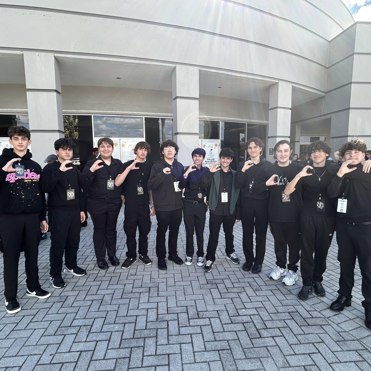 ColumbusHS_Mia's tweet image. Congratulations to our Drama Club! Last week, our Explorers competed in the Thespian District One Acts and Thespys, earning placements in all 11 events, with 5 Superiors qualifying for States. #CPride #Adelante