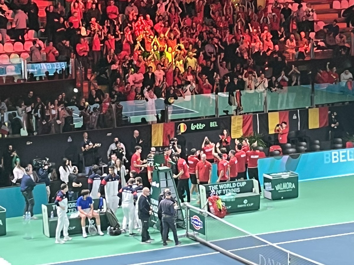 28 ans après un barrage à Gand, la Belgique décroche un succès face aux Bleus. Elle fait mal celle-là.