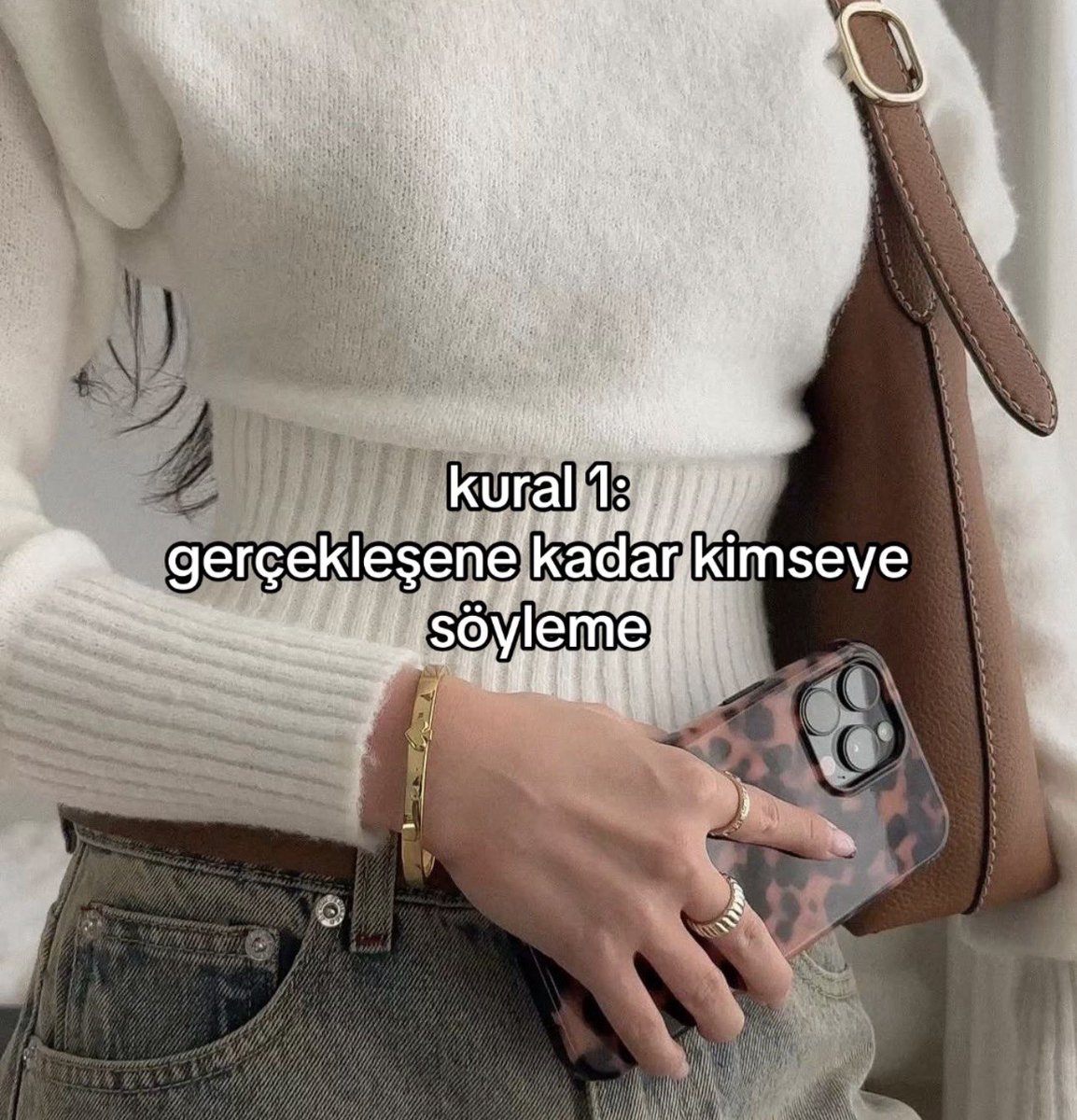 beyza (@yokolmusgibiyim) on Twitter photo 