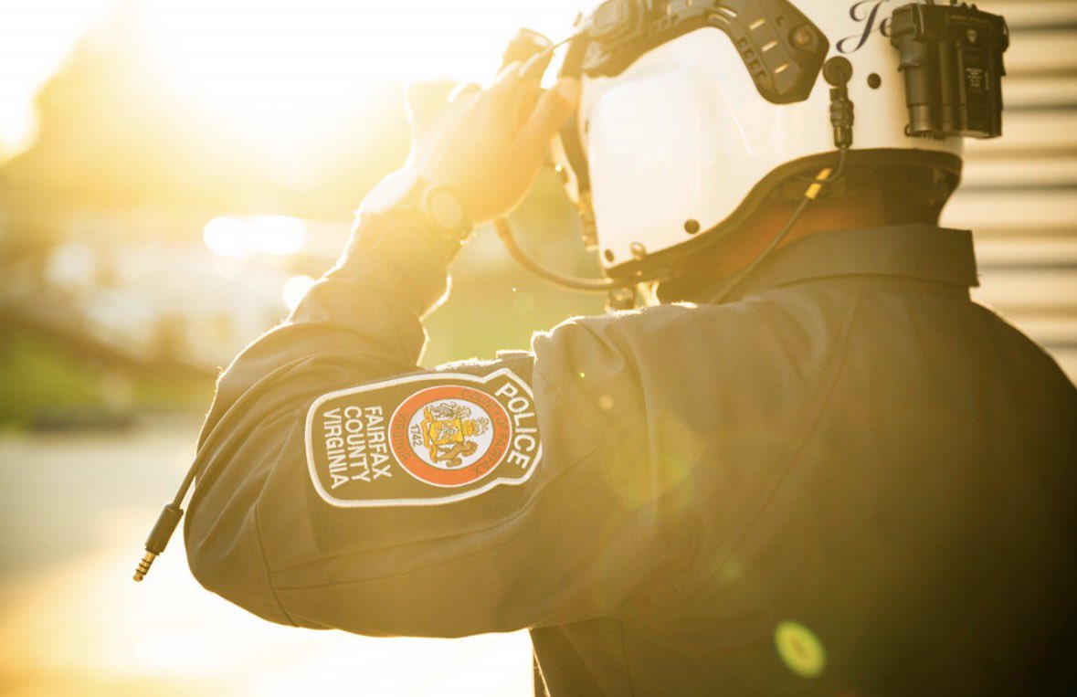 JoinFcpd's tweet image. If you want the best combination of pay and opportunity, start here👇

@fairfaxcountypd offers competitive starting pay for new hires and laterals based on the qualifications you already bring to the table (a thread)🧵