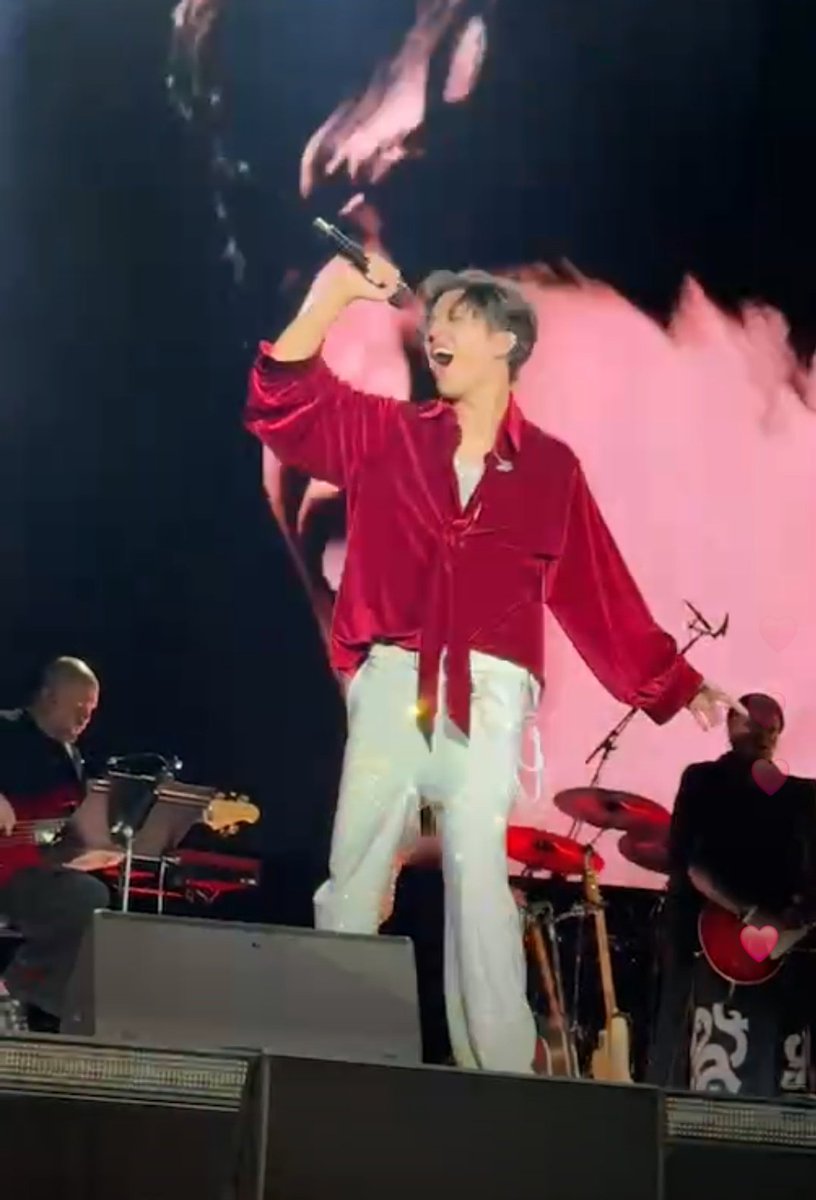 OlgaDear1's tweet image. Una voz que te eriza el cuerpo y acaricia el alma. No te pierdas el concierto PYRAMIDS ECHO FESTIVAL  donde sonará la
Extraordinary Voice del magnífico 
#DimashQudaibergen
✨️✨️